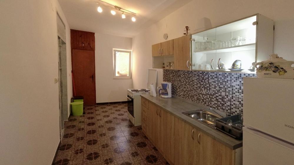 Apartman Dolores Kuciste Exteriér fotografie