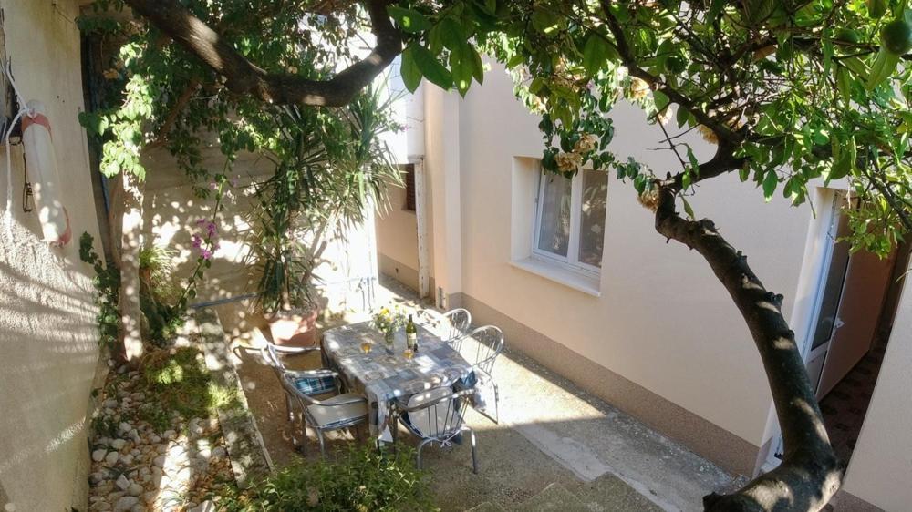 Apartman Dolores Kuciste Exteriér fotografie