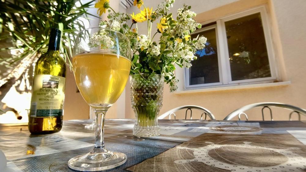 Apartman Dolores Kuciste Exteriér fotografie